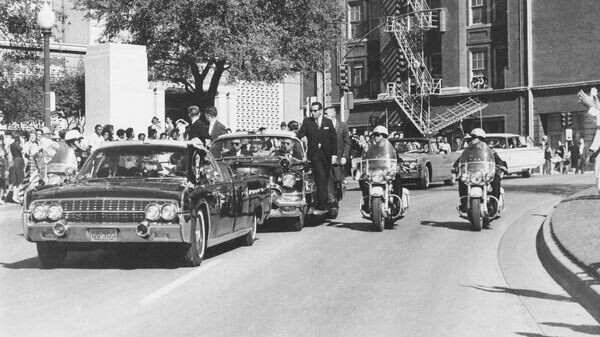    © AP Photo / James W. (Ike) Altgens