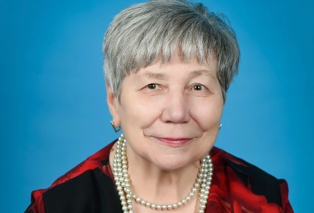    В Оренбурге ушла из жизни первый директор гимназии №3 Людмила Михайленко Оренбуржье