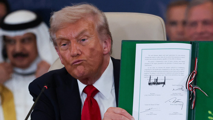    Suzanne Plunkett / Pool via AP