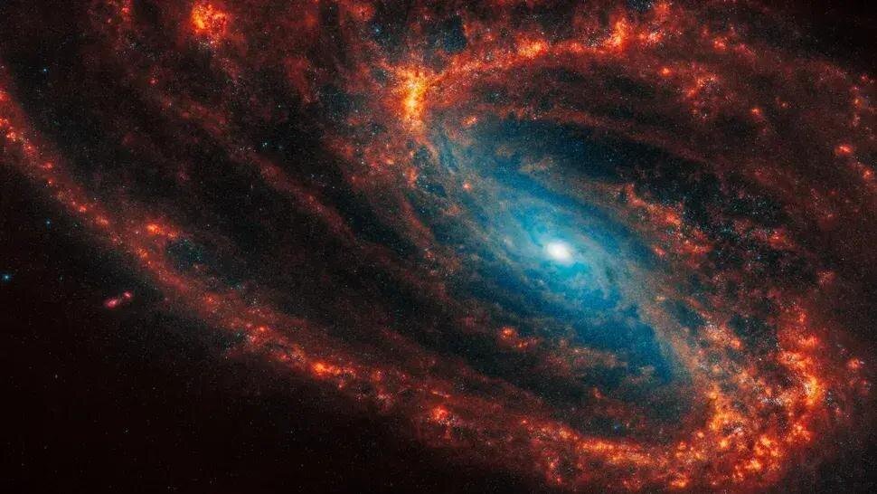 NGC 3627, на котором был замечен инверсионный след, находится на расстоянии 31 миллиона световых лет от нас, в направлении созвездия Льва Источник: NASA, ESA, CSA, STScI, J. Lee (STScI), T. Williams (Oxford), PHANGS Team