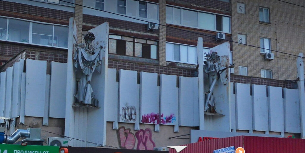 Листайте вправо, чтобы увидеть больше изображений