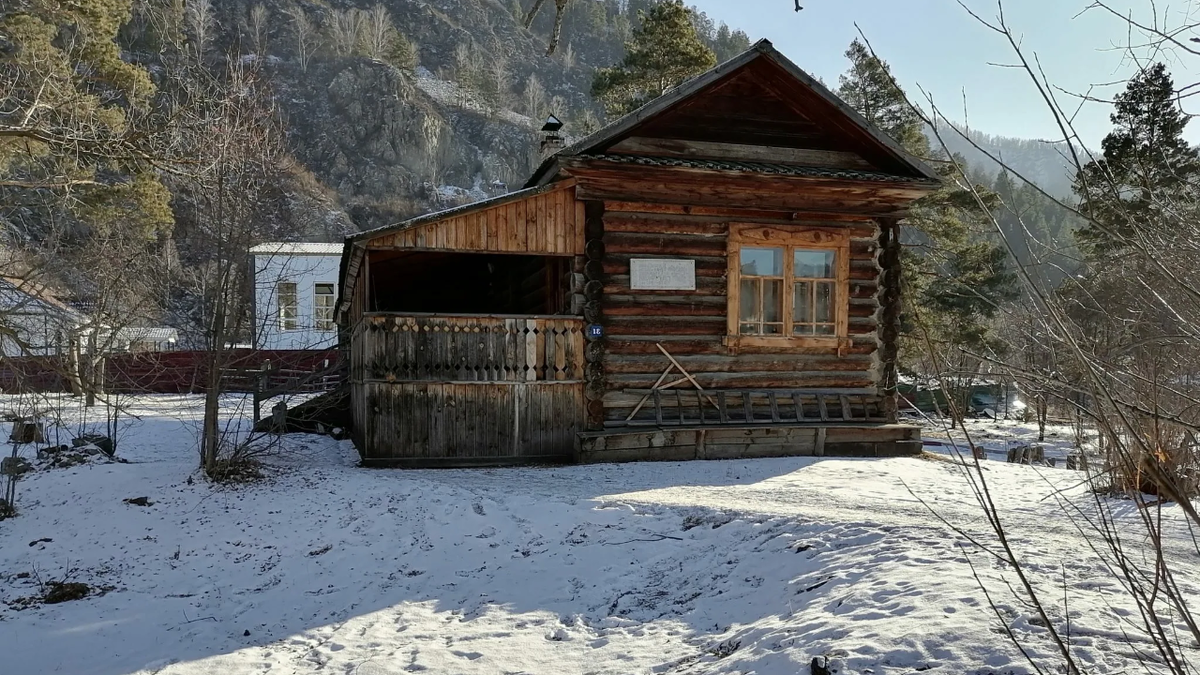 Старая дача на Алтае