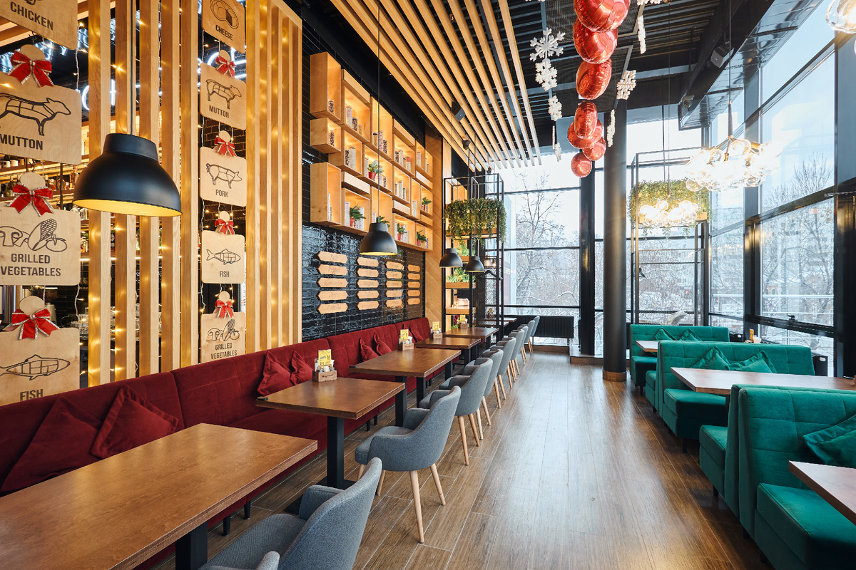 Интерьер гриль-бара в Тюмени