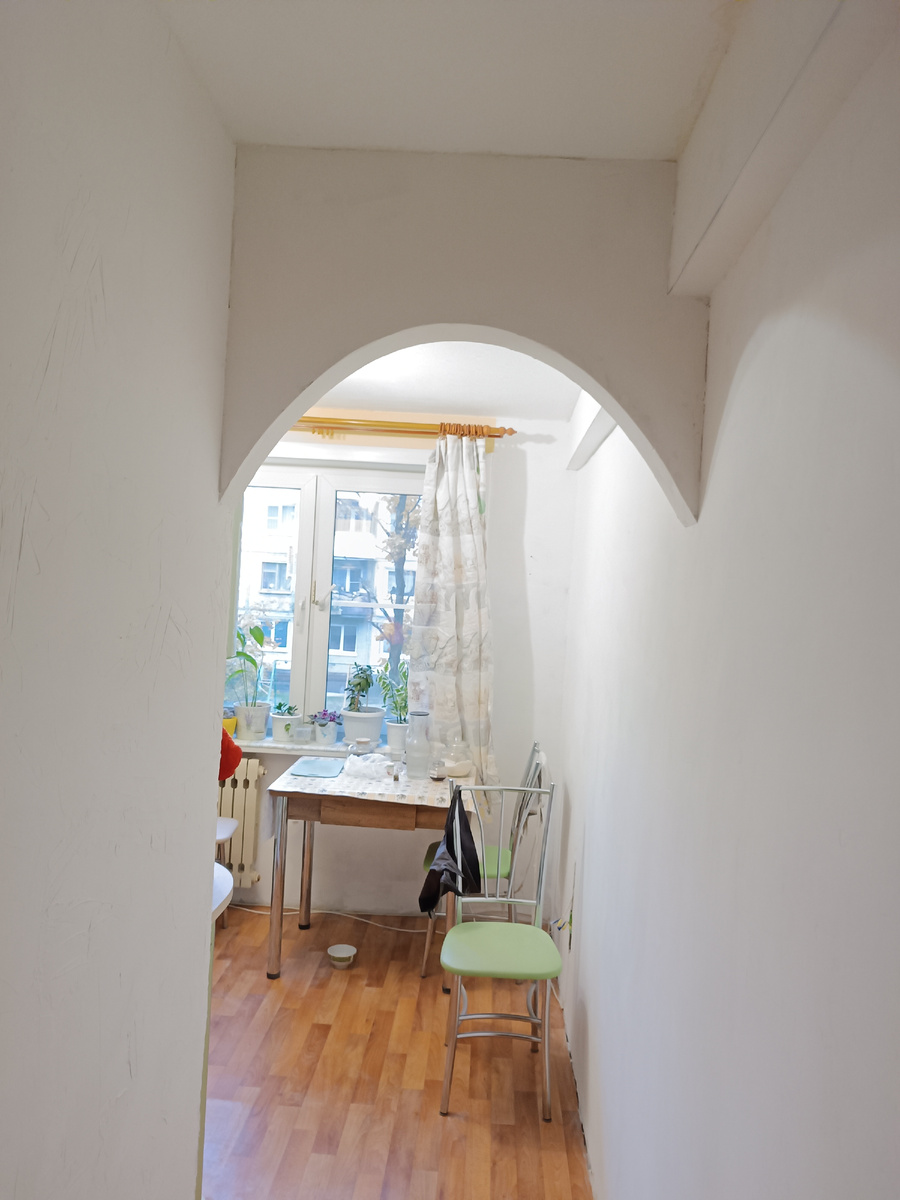 Вот такие белые стены у нас получились