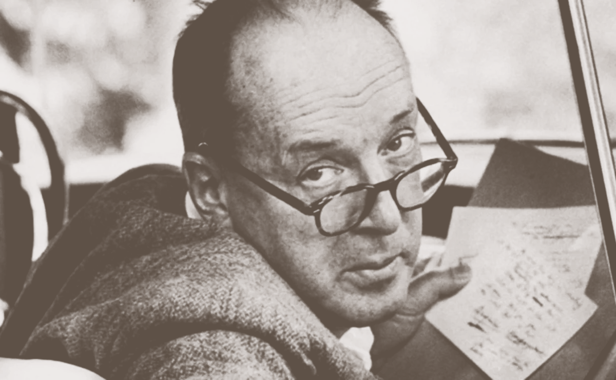 Набоков в естественной среде обитания. Пойман в момент полёта мысли