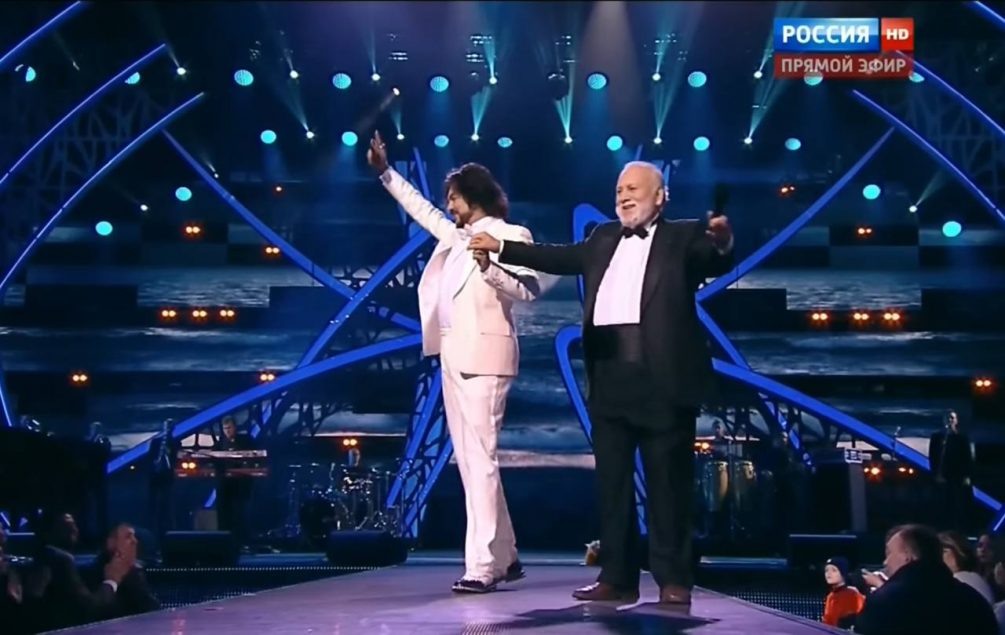    кадр из шоу "Новая Волна" на "Россия 1"