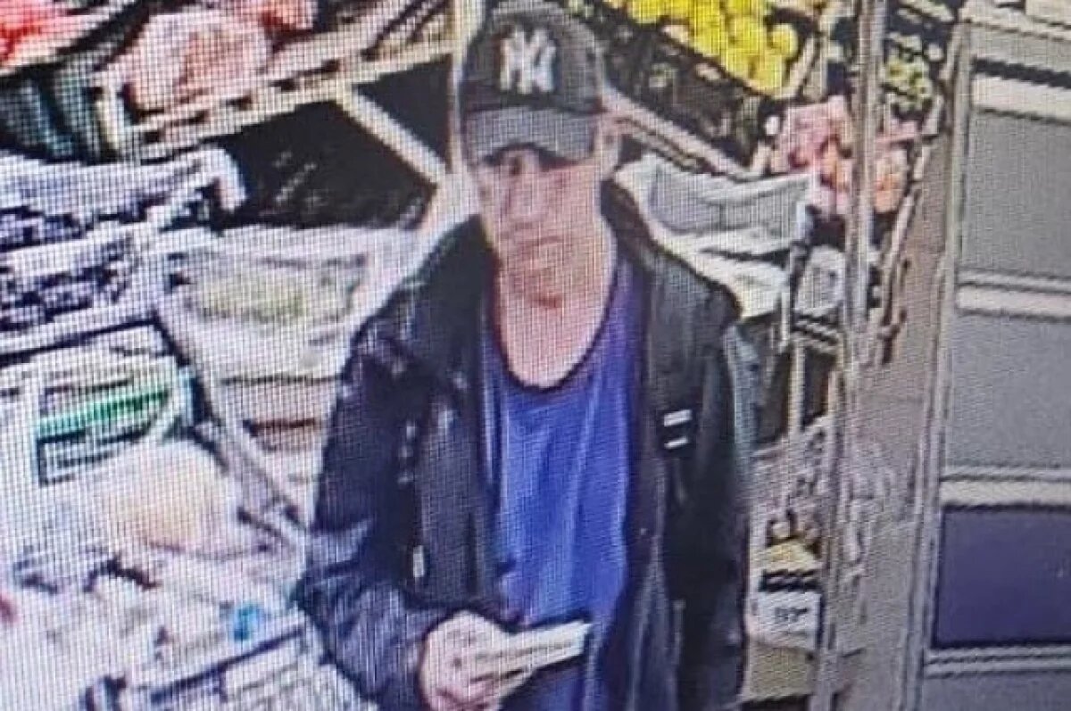    Полиция ищет мужчину, который украл лайку у магазина в Новосибирске