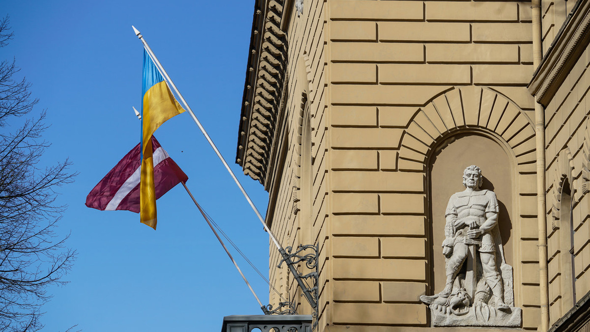 Флаги Латвии и Украины в Риге © Sputnik