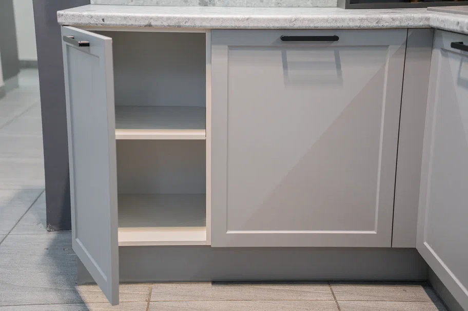 Распашная напольная секция — кухня ФРЕСКО (МДФ+ПВХ)