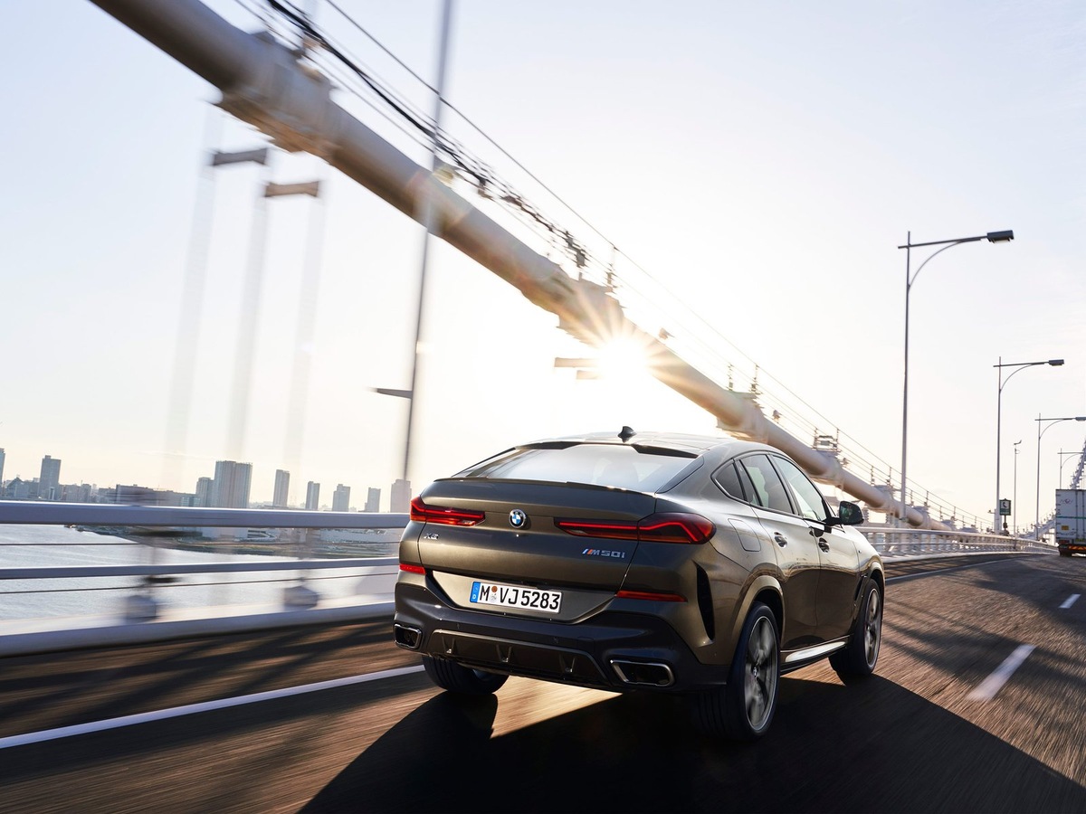    Причиной пересмотра стало подозрение в занижении стоимости машины