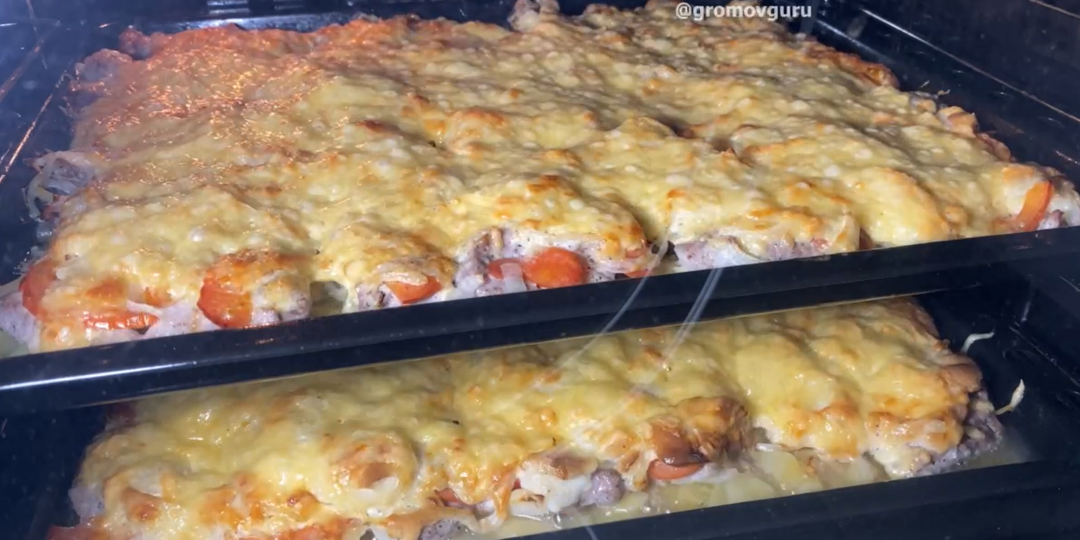 Мясо, картошка и сыр — классика, которая всегда работает