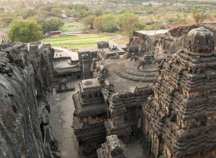 🕉 Эллора и Аджанта: загадочные пещеры Индии, где оживает история