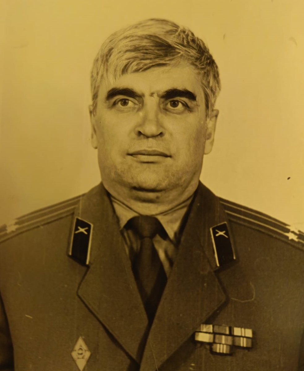 Буланов А.К. (24.04.1936-17.07.2008). Ветеран-ракетчик, заслуженный испытатель космической техники, ученый, командир и воспитатель. Источник: из архива семьи А.К.Буланова.