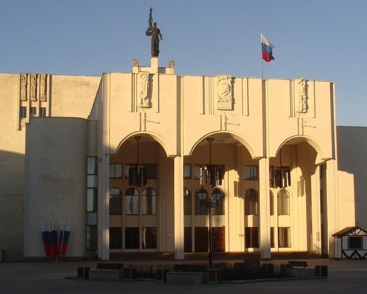     Билеты на «Ревизора» с Машковым в Курске раскупили за 10 минут