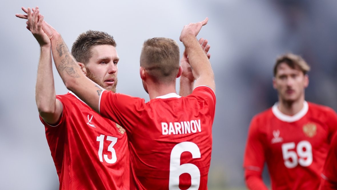    Иван Сергеев, Дмитрий Баринов и Алексей Миранчук.Дарья Исаева