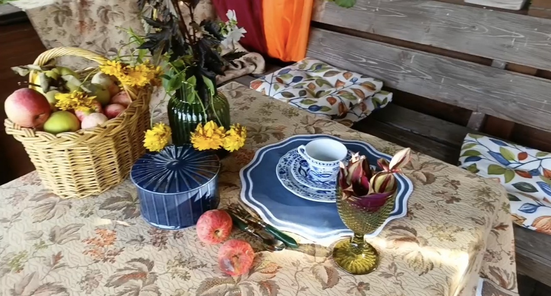 Подушки были удачно куплены в Фикс Прайсе. 