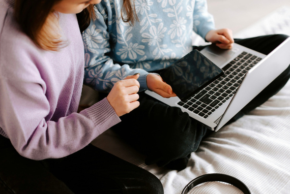     Kateryna Hliznitsova/Unsplash