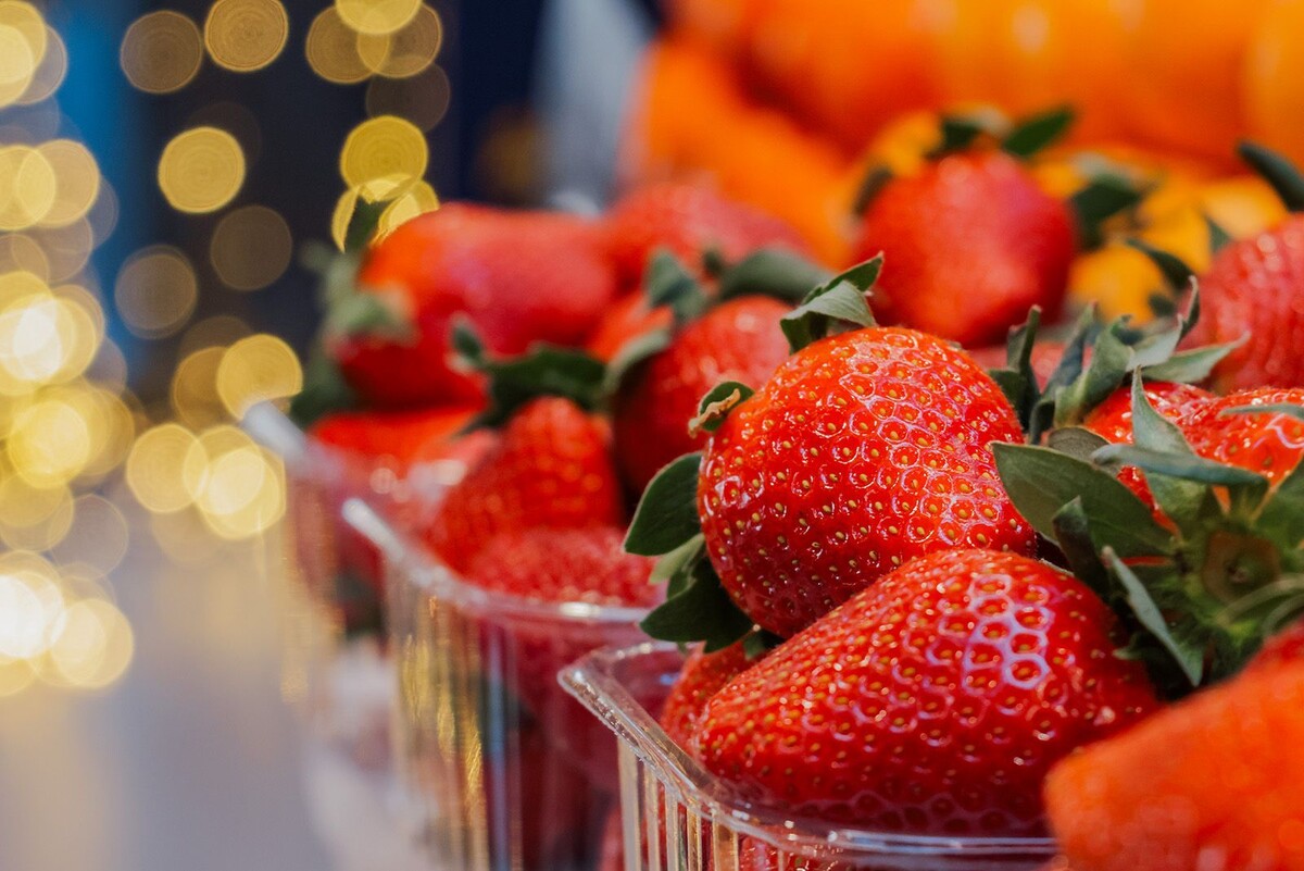    Ремонтантная малина и клубника появились на московских ярмарках