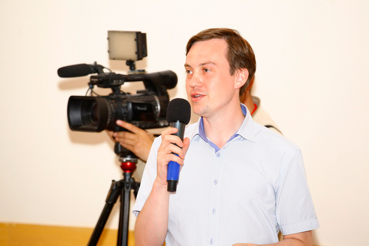 Денис Поляков, главный редактор «Искры»