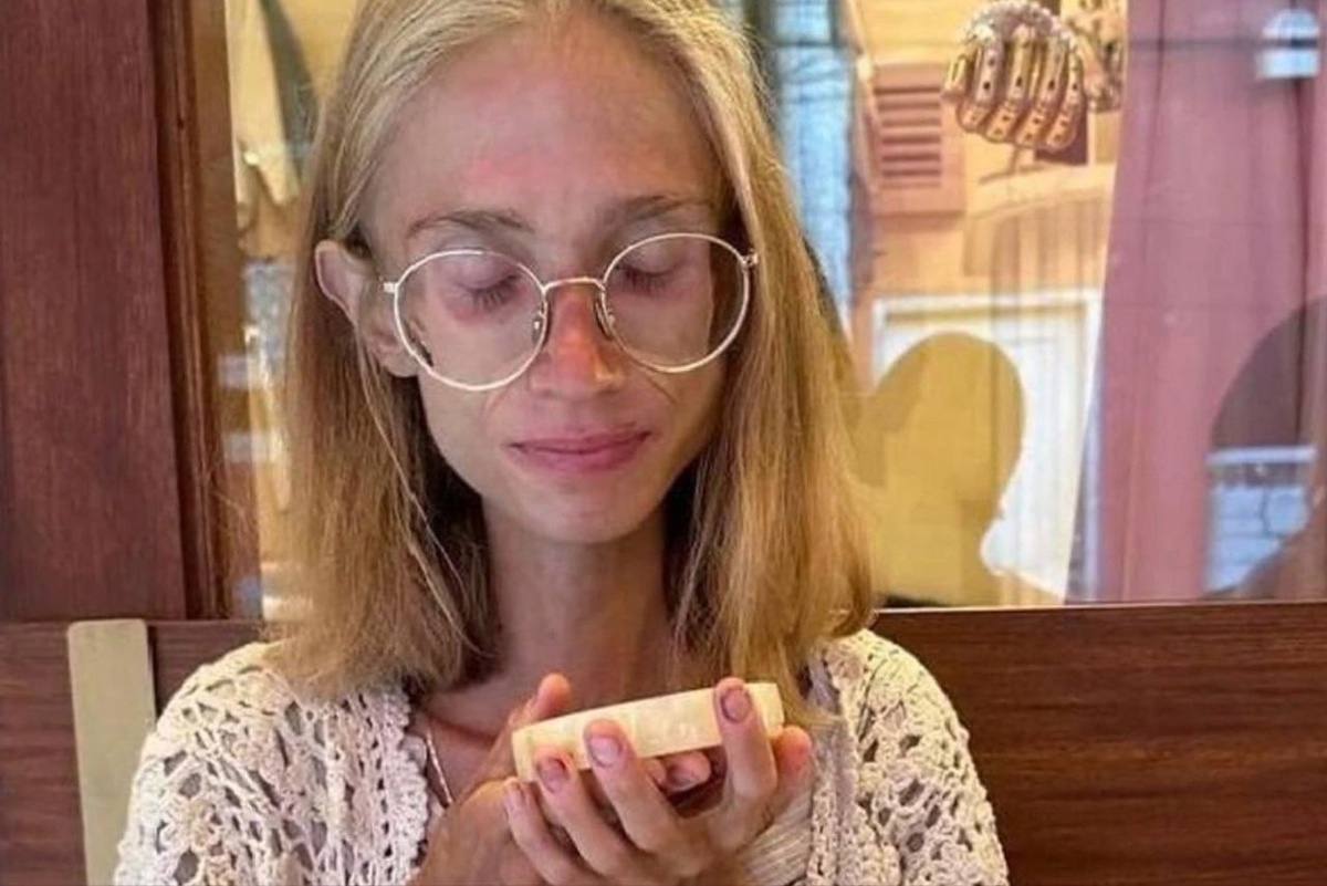 Каролина умерла на Бали. Скриншот видео YouTube канала "Про Новости"