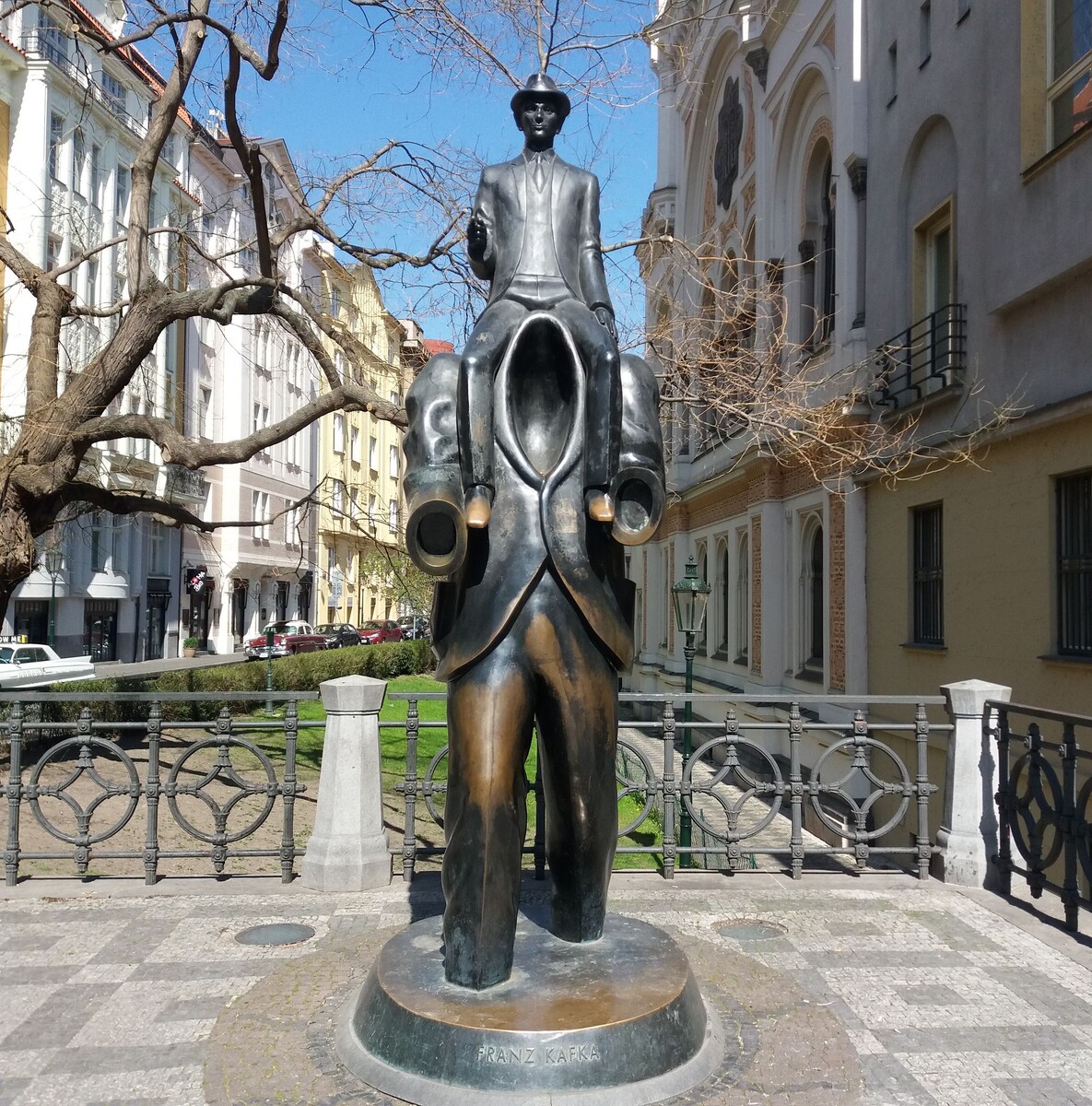 Памятник Францу Кафке