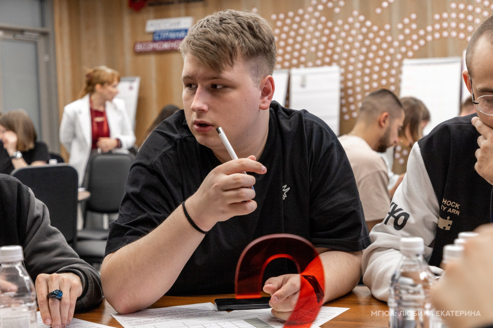 Андрей Корнюшин