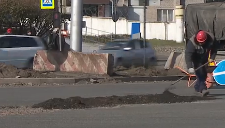     Красноярские подрядчики снова не уложились в сроки ремонта дорог