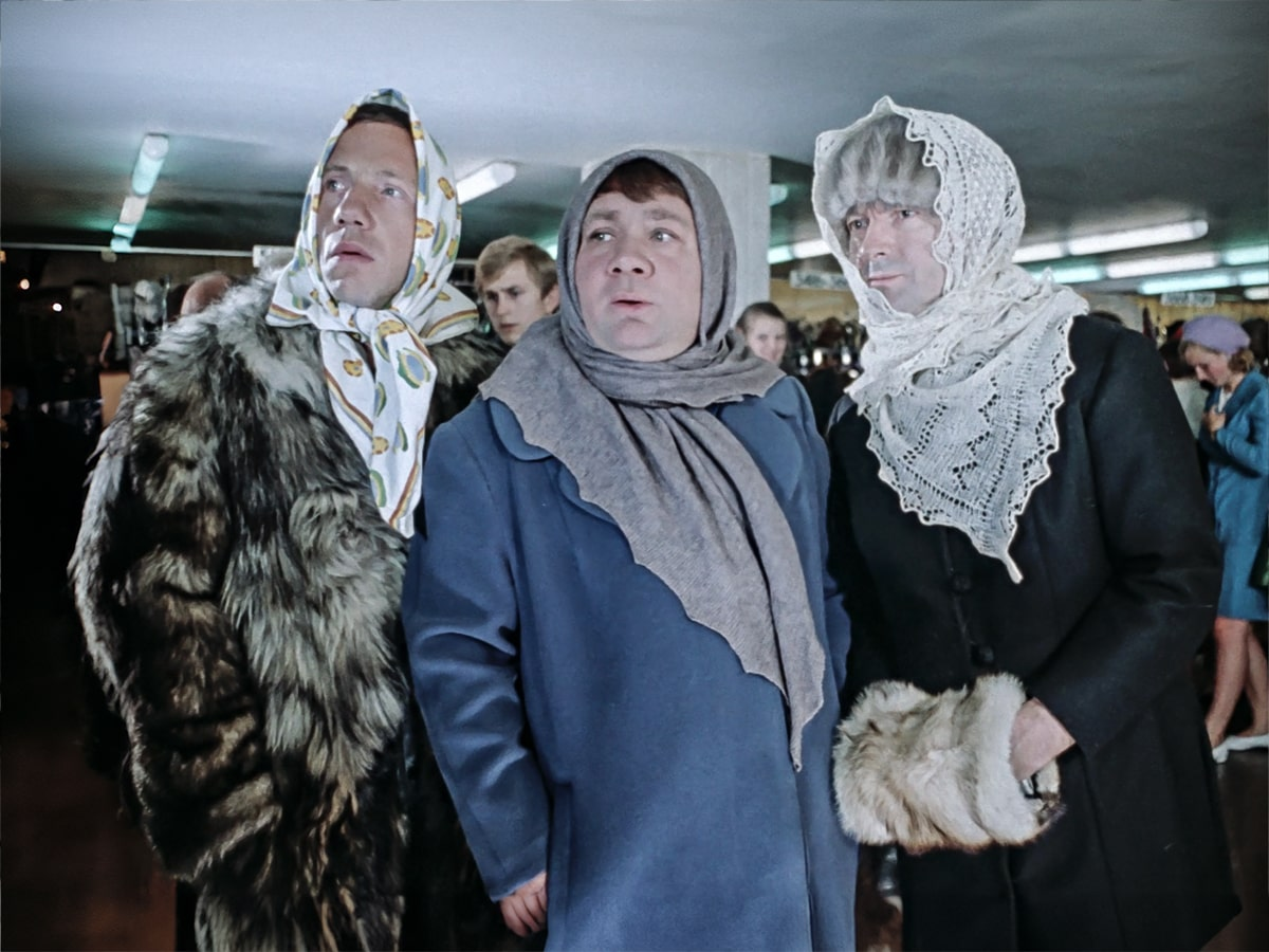 Кадр из фильма «Джентльмены удачи», режиссер — Александр Серый (1971)