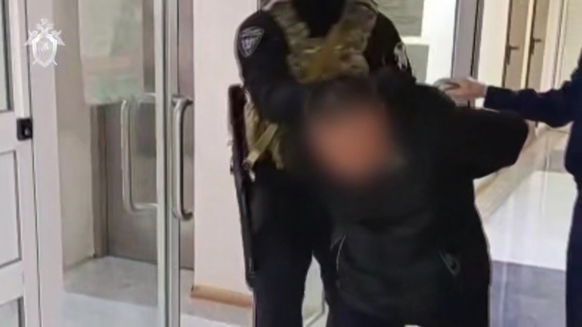    Югорчан задержали за организацию фиктивных экзаменов для иностранцев