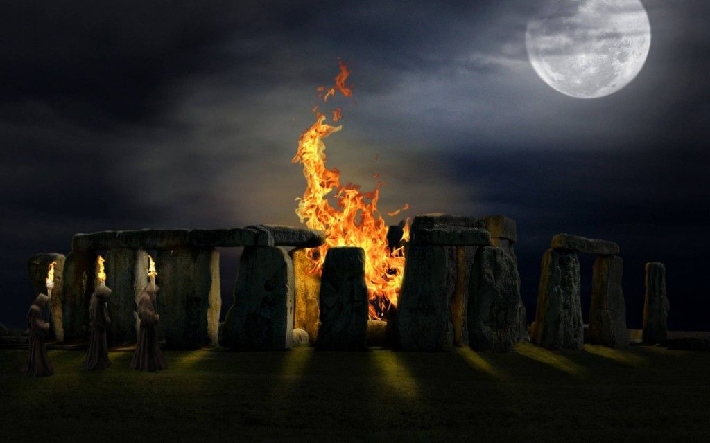 Стоунхендж. Друиды (жрецы). Костер.