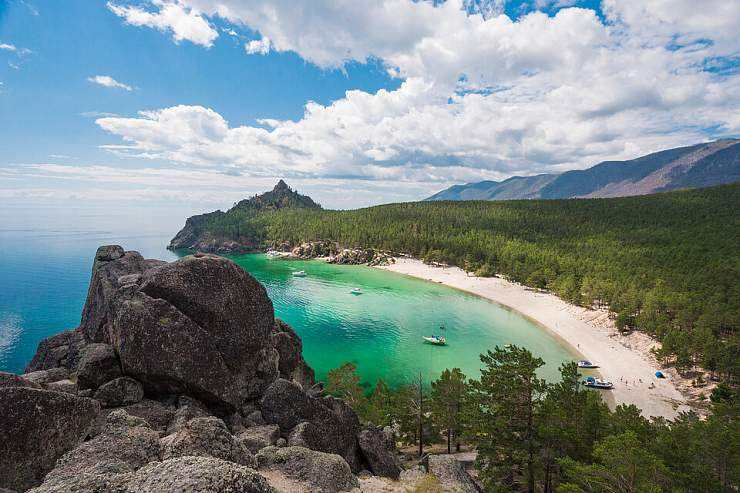 Байкал летом, (источник: adventure-guide.ru)