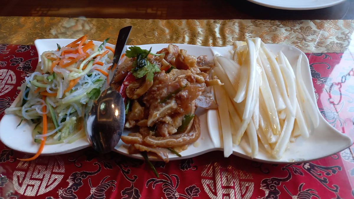 Тарелка ассорти. 210гр. - 678р.