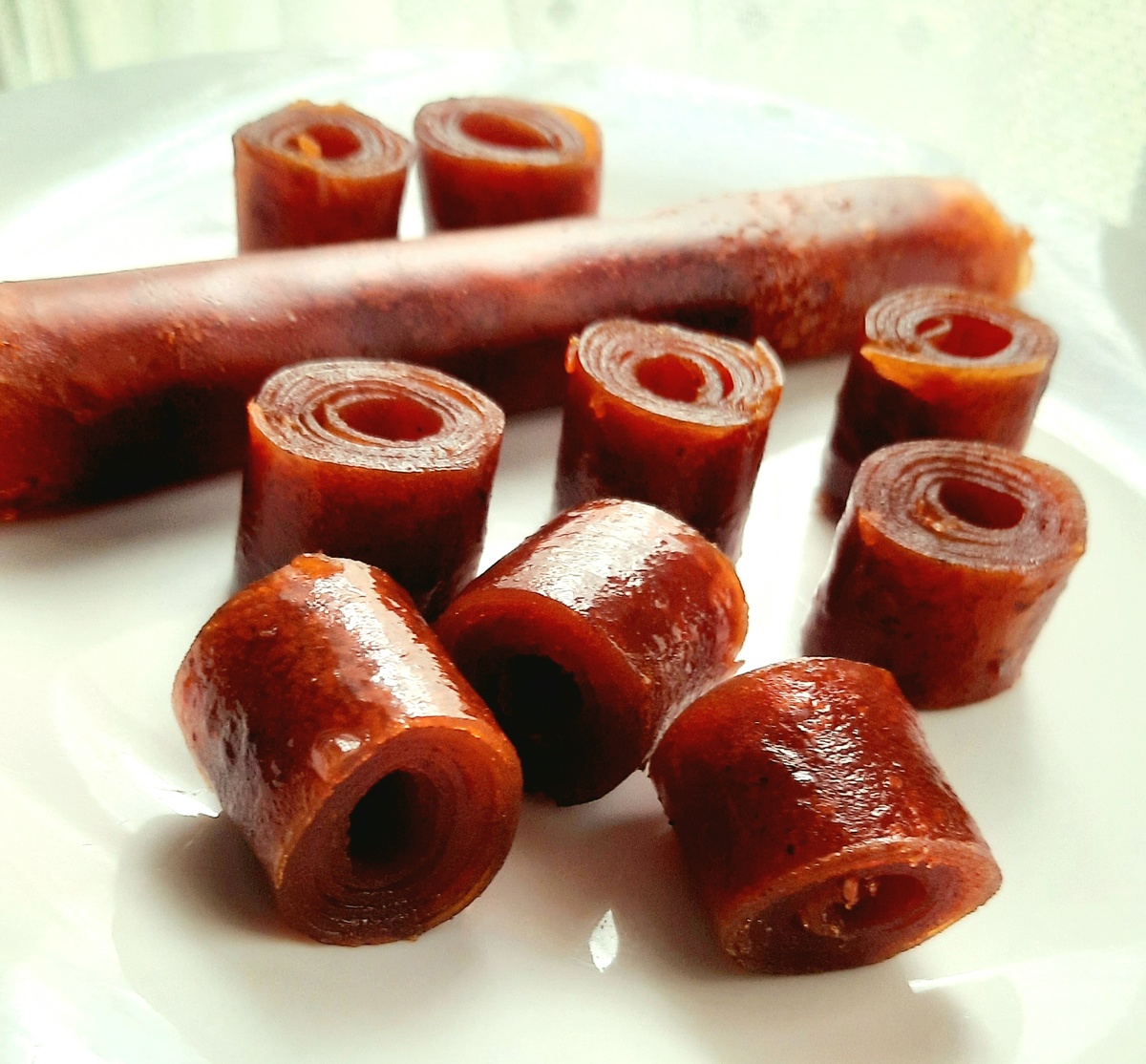 Фото автора. Смоква домашняя из рябины с яблоком.