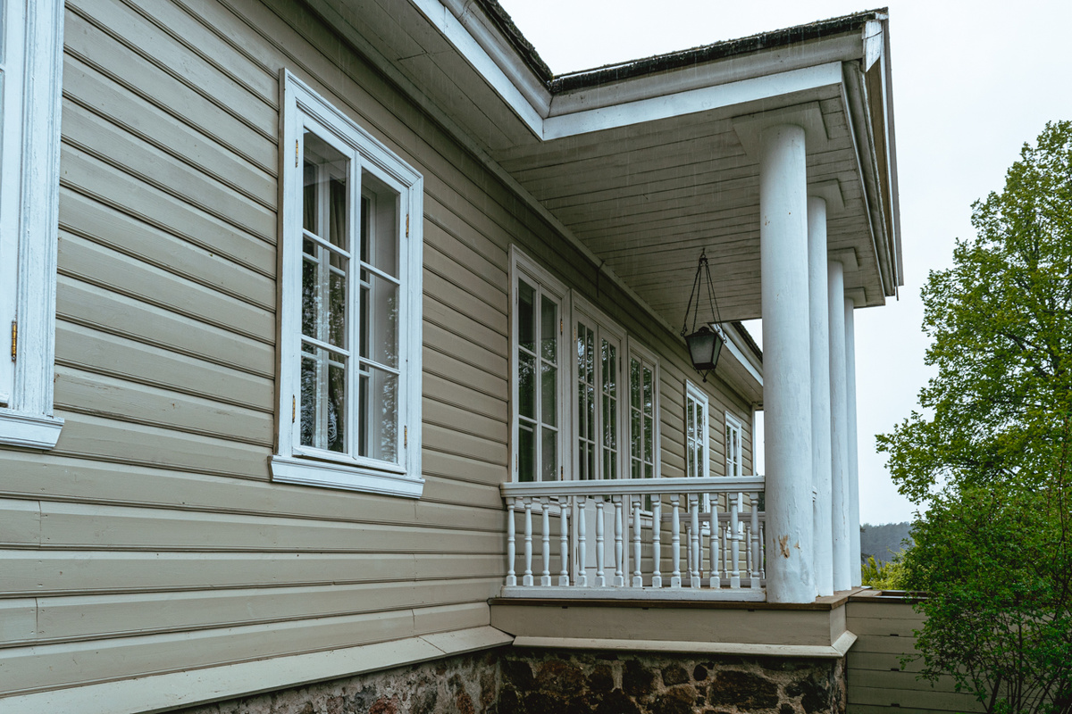 Дом-усадьба Михайловское