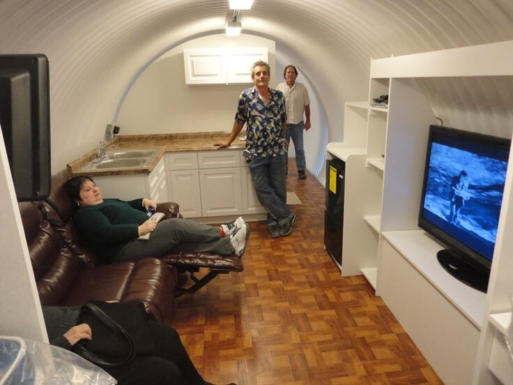 Бомбоубежище в многоквартирном доме (Фото: https://ru.pinterest.com/pin/survival-shelter--788059634782462620/)