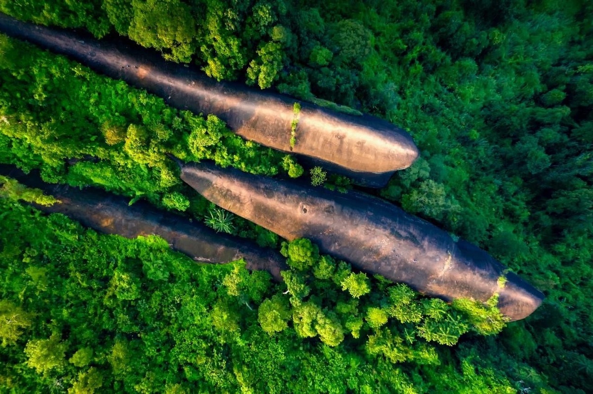 Природные чудеса мира. Три каменных кита Таиланда.