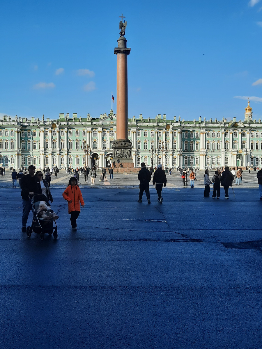 Дворцовая плошадь Санкт-Петербург