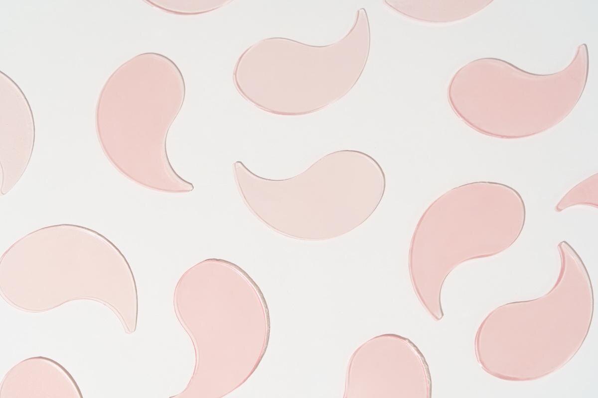 Stock story / Shuttersock / FOTODOM📷Патчи для глаз отличаются основой, составом и формой выпуска