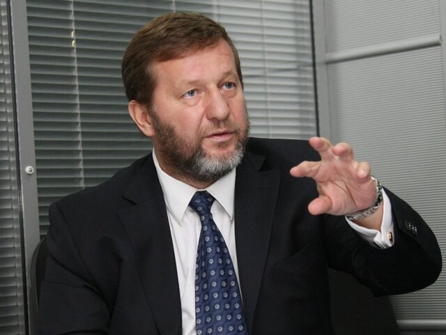    Фото: РИА Новости/Владимир Федоренко (Альфред Кох включен в список террористов и экстремистов Росфинмониторинга)