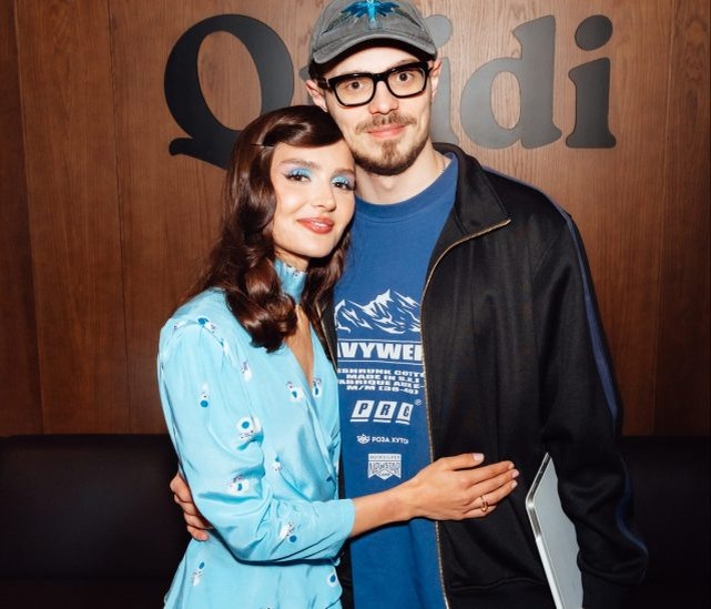    Дина Саева и Никита Ефремов