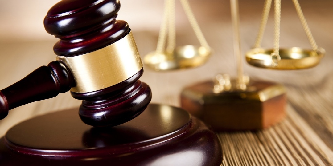 Участник долевой собственности обязан соразмерно со своей доли участвовать в уплате коммунальных платежей