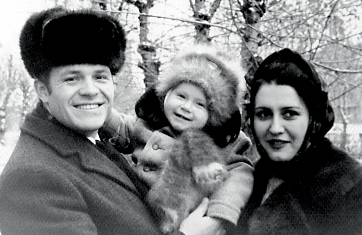 Маленький Николай Басков с родителями