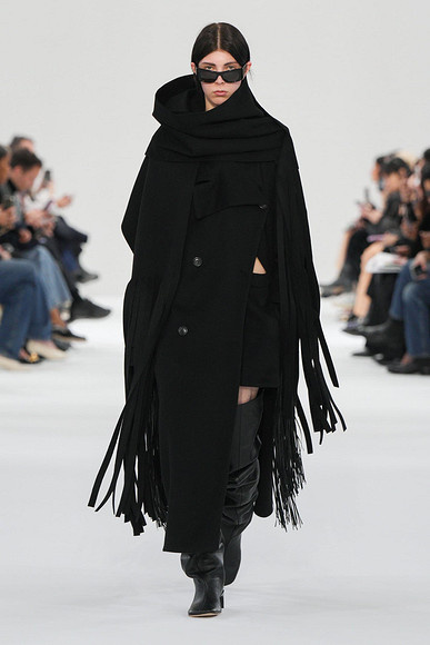     Неожиданный поворот: коллекция Sportmax осень-зима 2025/2026