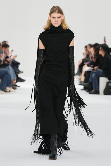     Неожиданный поворот: коллекция Sportmax осень-зима 2025/2026