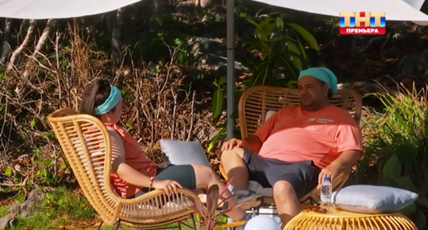 Ангелина сразу все доложила Сергею.