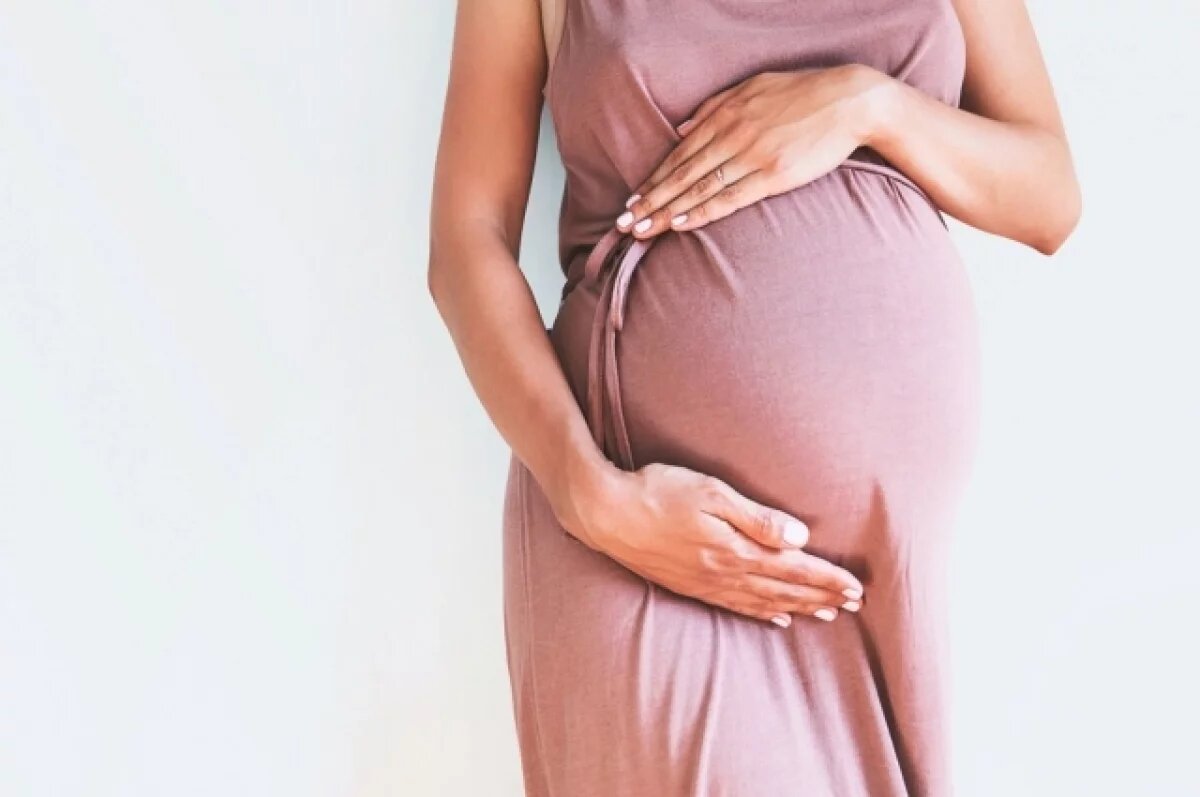    Девушка едва не родила в самолёте, летевшем из Екатеринбурга в Самарканд