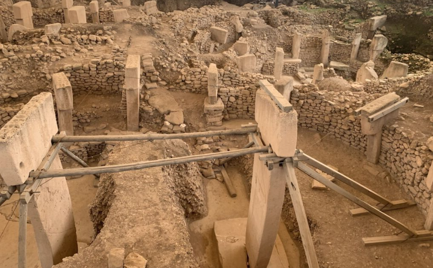 Гёбекли-Тепе засыпали вручную. Что хотели спрятать строители храма, которому 12 тысяч лет — и почему об этом молчат