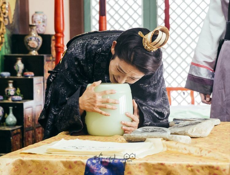 Действительно, почему все так? 