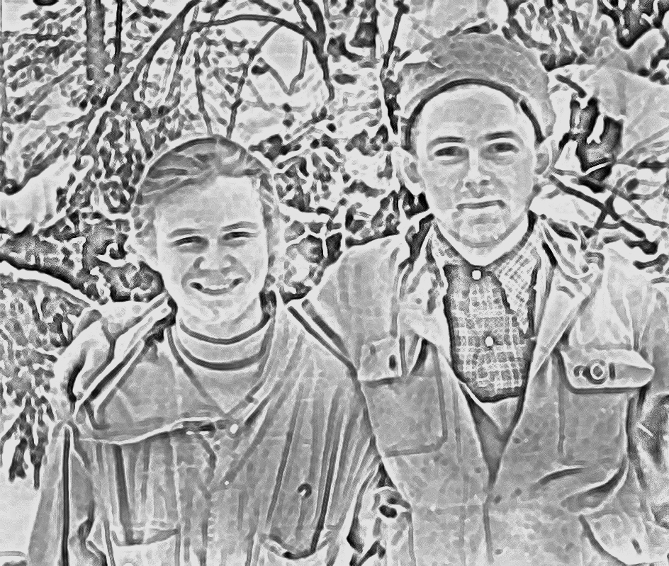 Людмила Дубинина в походе. Фото из открытых источников. Обработка автора.