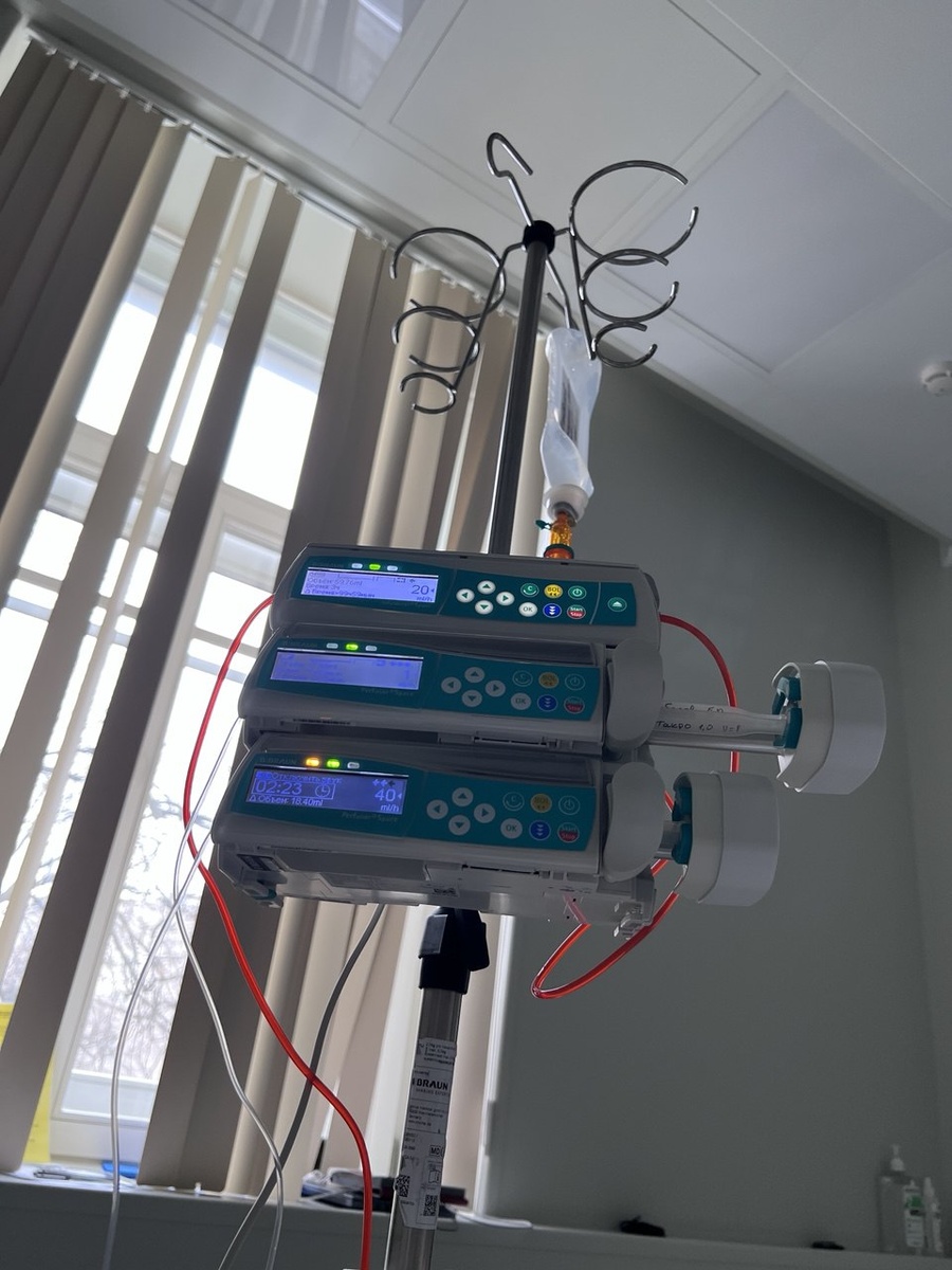 Вот такие были капельницы